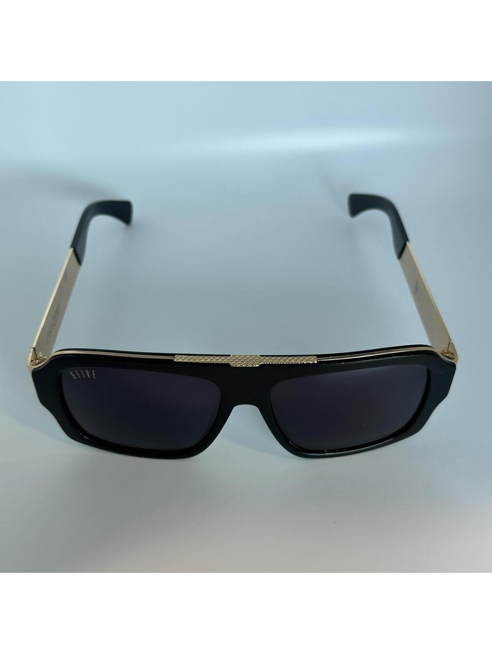9Five Black and Gold Rectangular Sunglasses - Picture 3 of 9